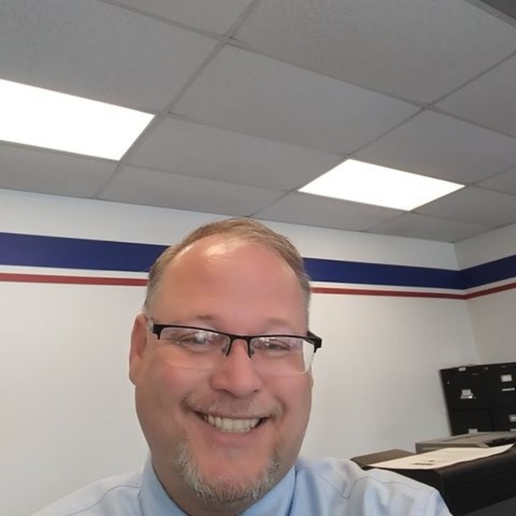 Meet your Posher, Jeff - Picture 1 of 1